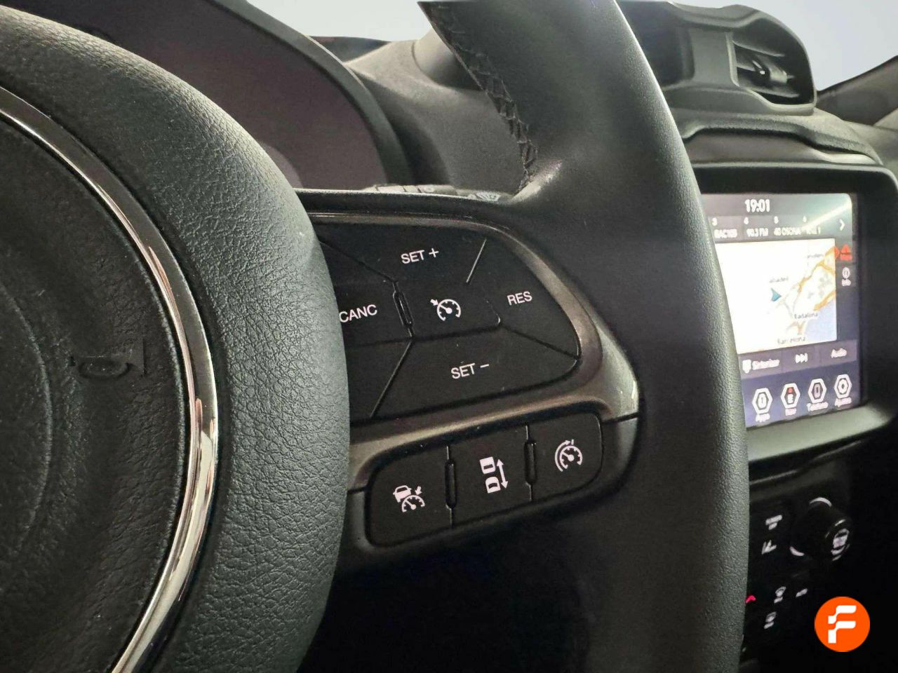Foto Jeep Renegade 13