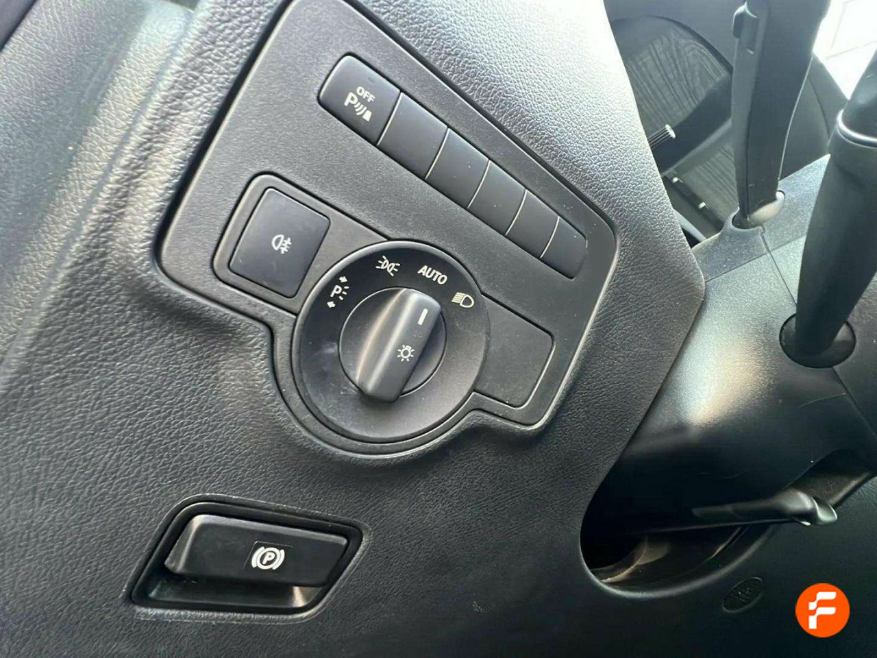 Foto Mercedes-Benz Vito 26