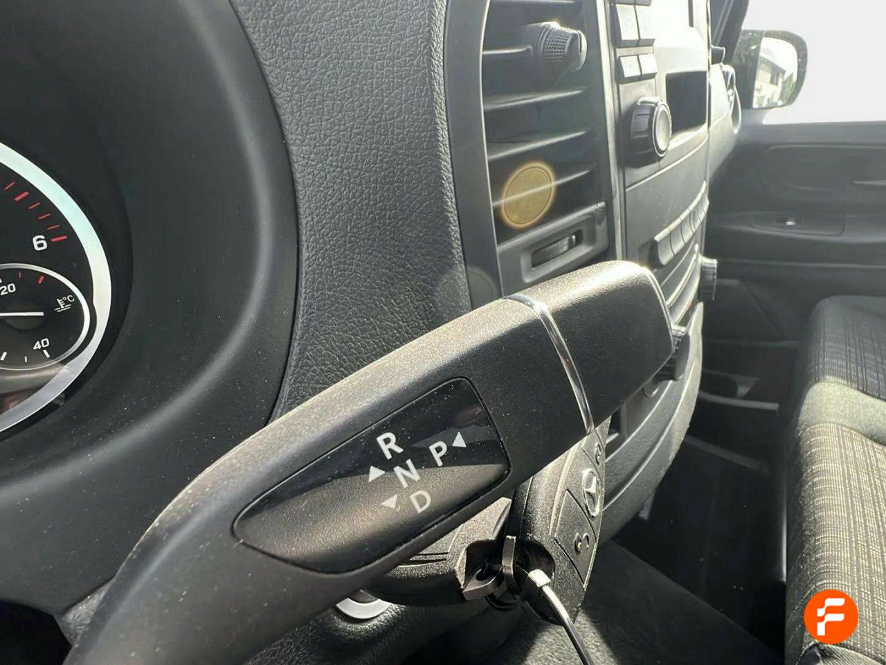 Foto Mercedes-Benz Vito 28