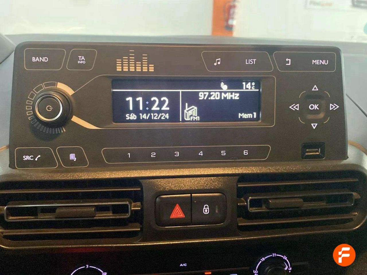Foto Peugeot Rifter 20
