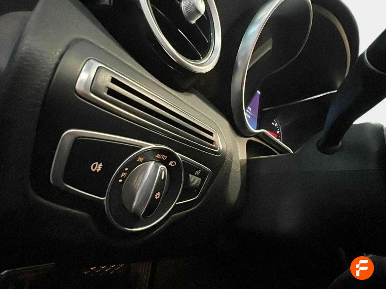 Foto Mercedes-Benz Clase C 21