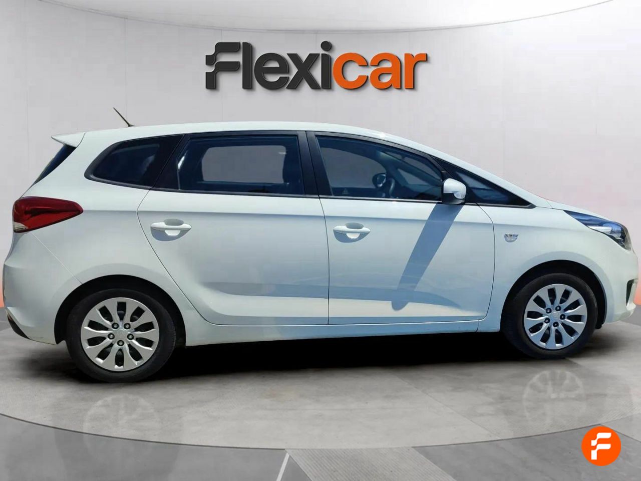 Foto Kia Carens 12