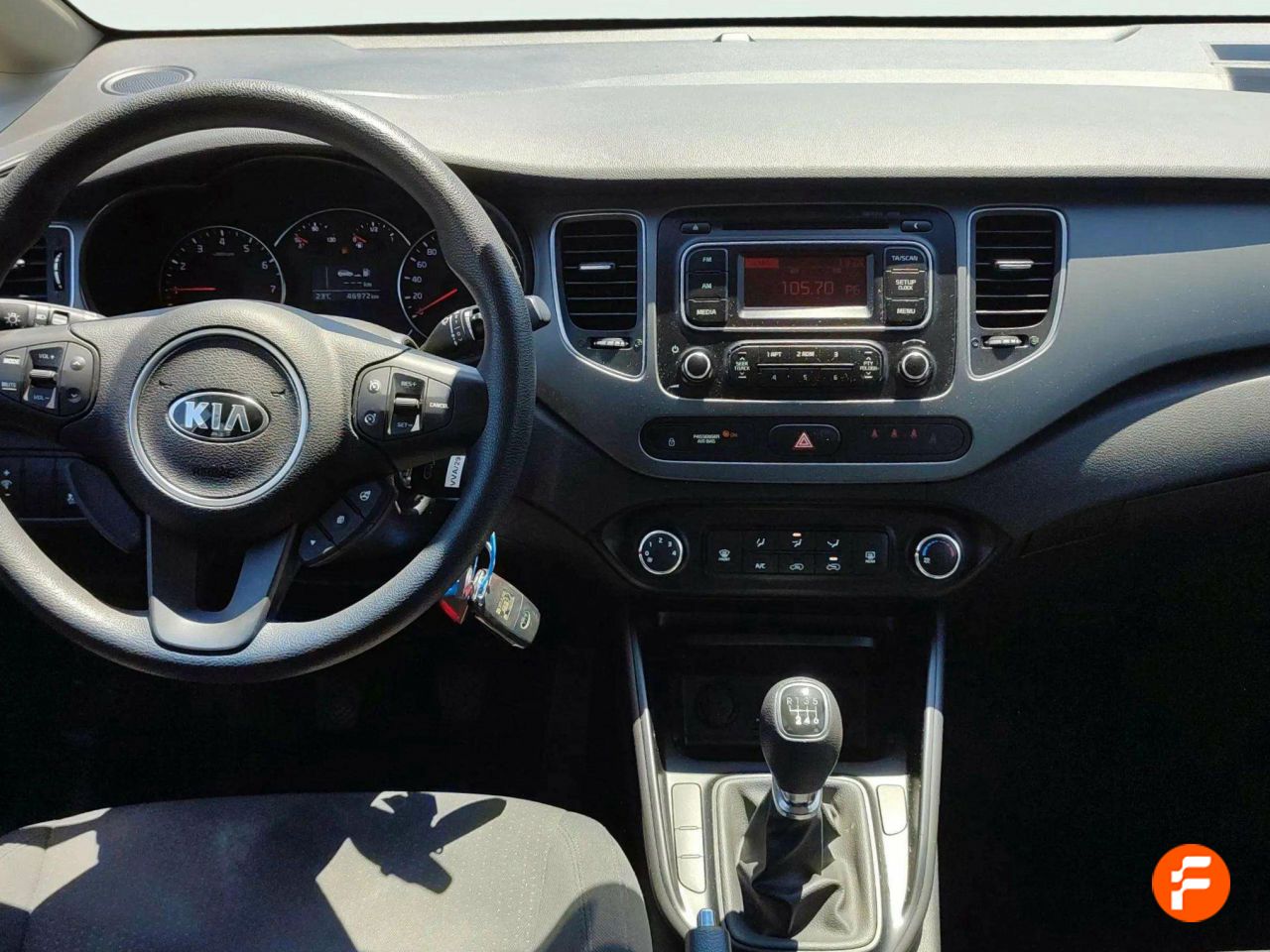 Foto Kia Carens 14