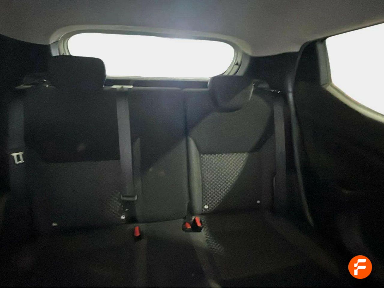 Foto Nissan Micra 16