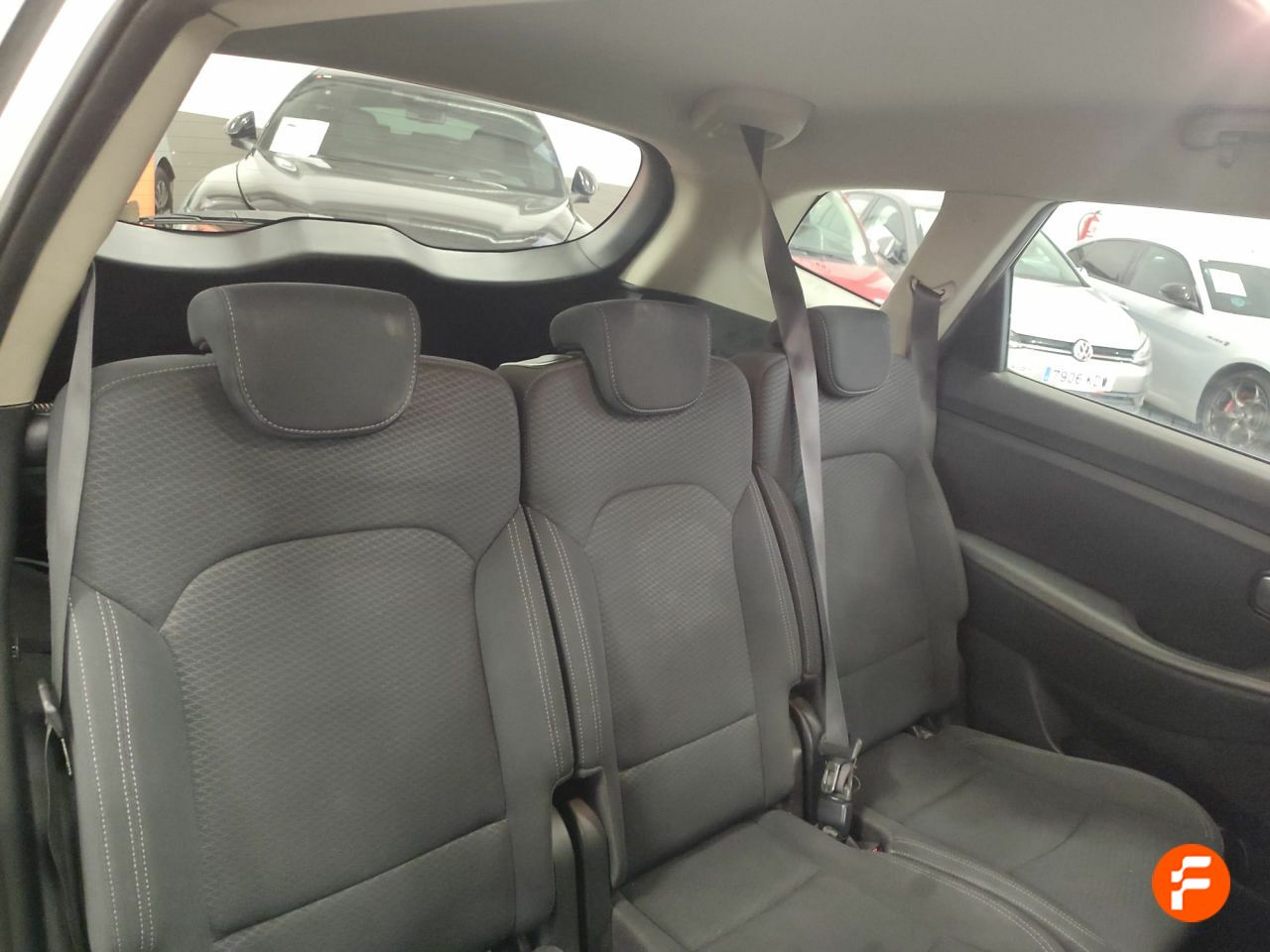 Foto Kia Carens 17