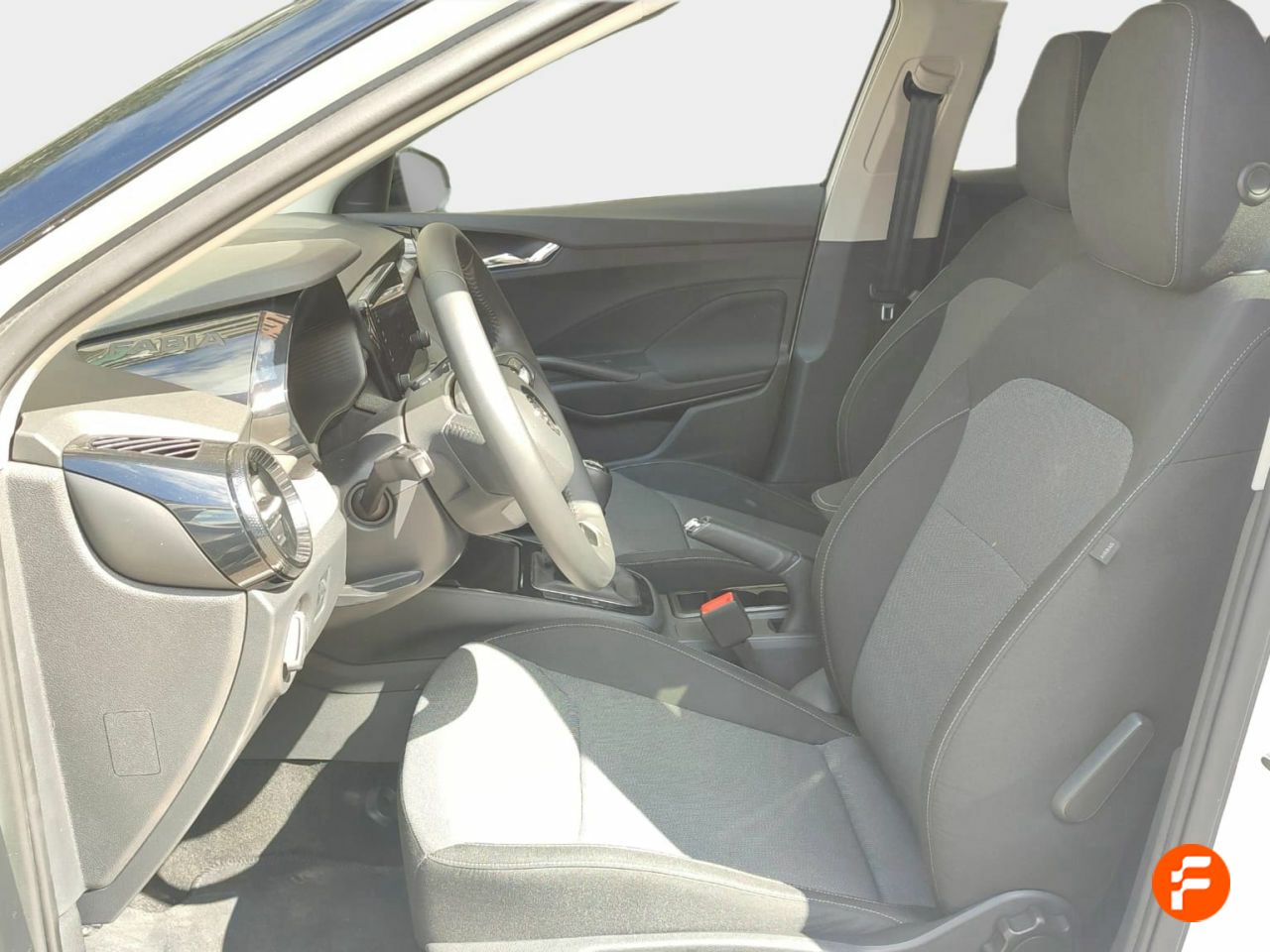 Foto Skoda Fabia 16