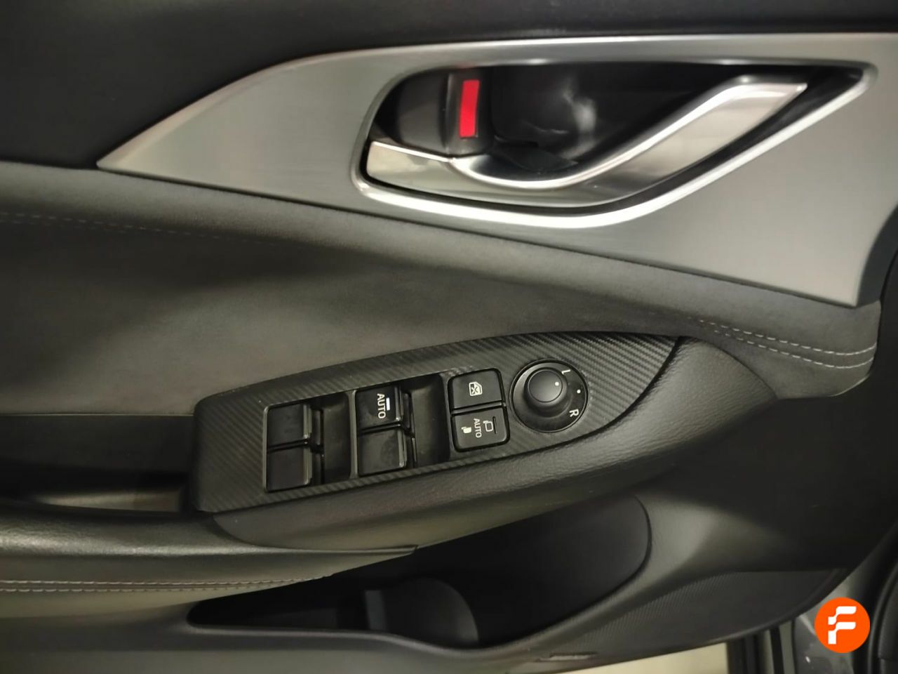 Foto Mazda CX-3 13