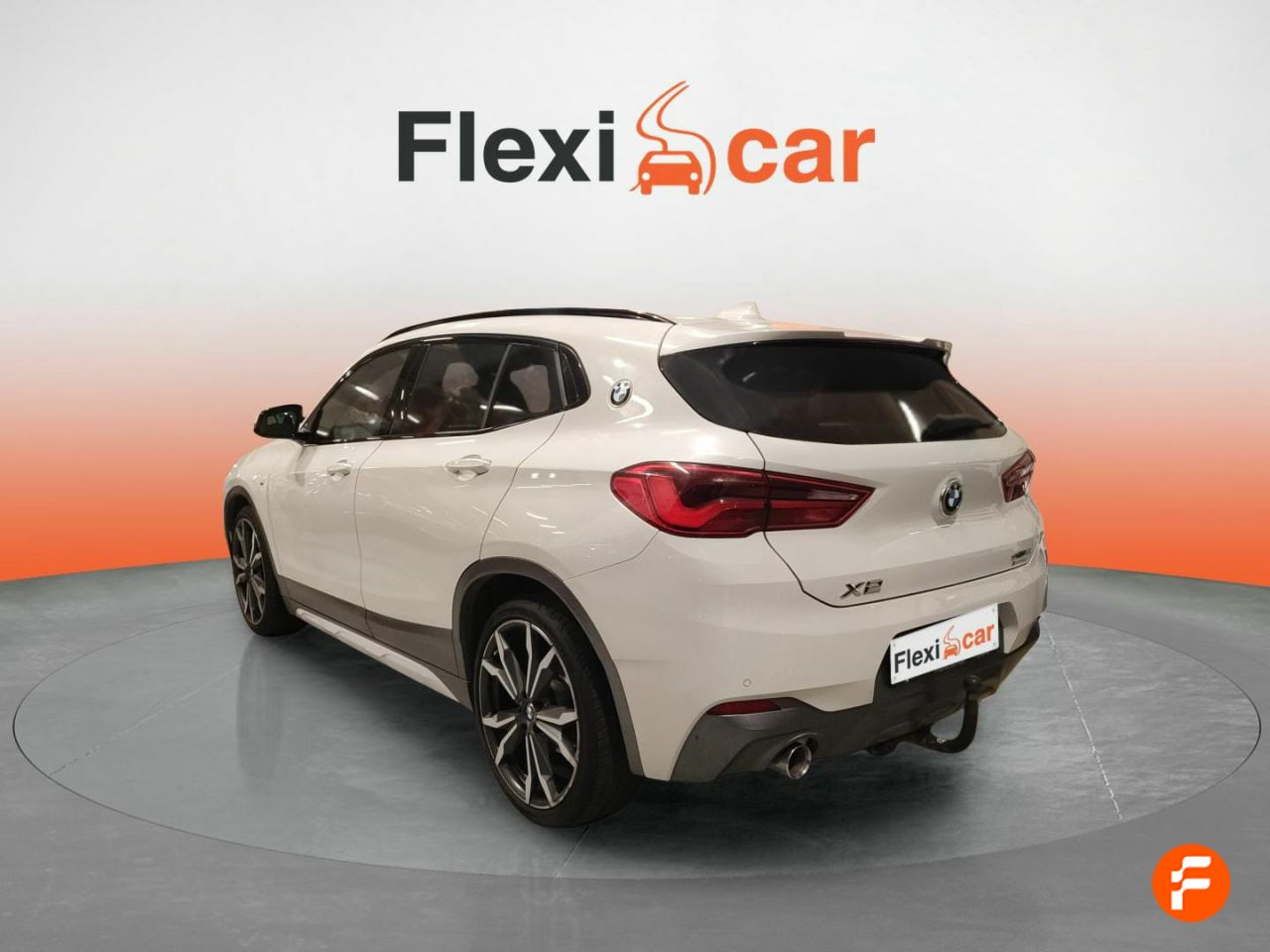 Foto BMW X2 4