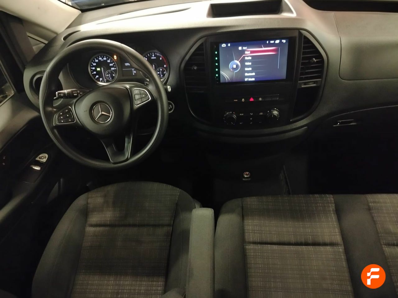 Foto Mercedes-Benz Vito 10