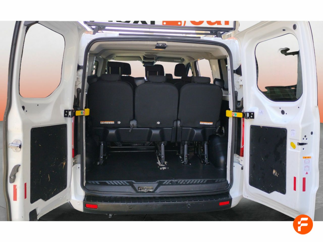 Foto Ford Tourneo Custom 21