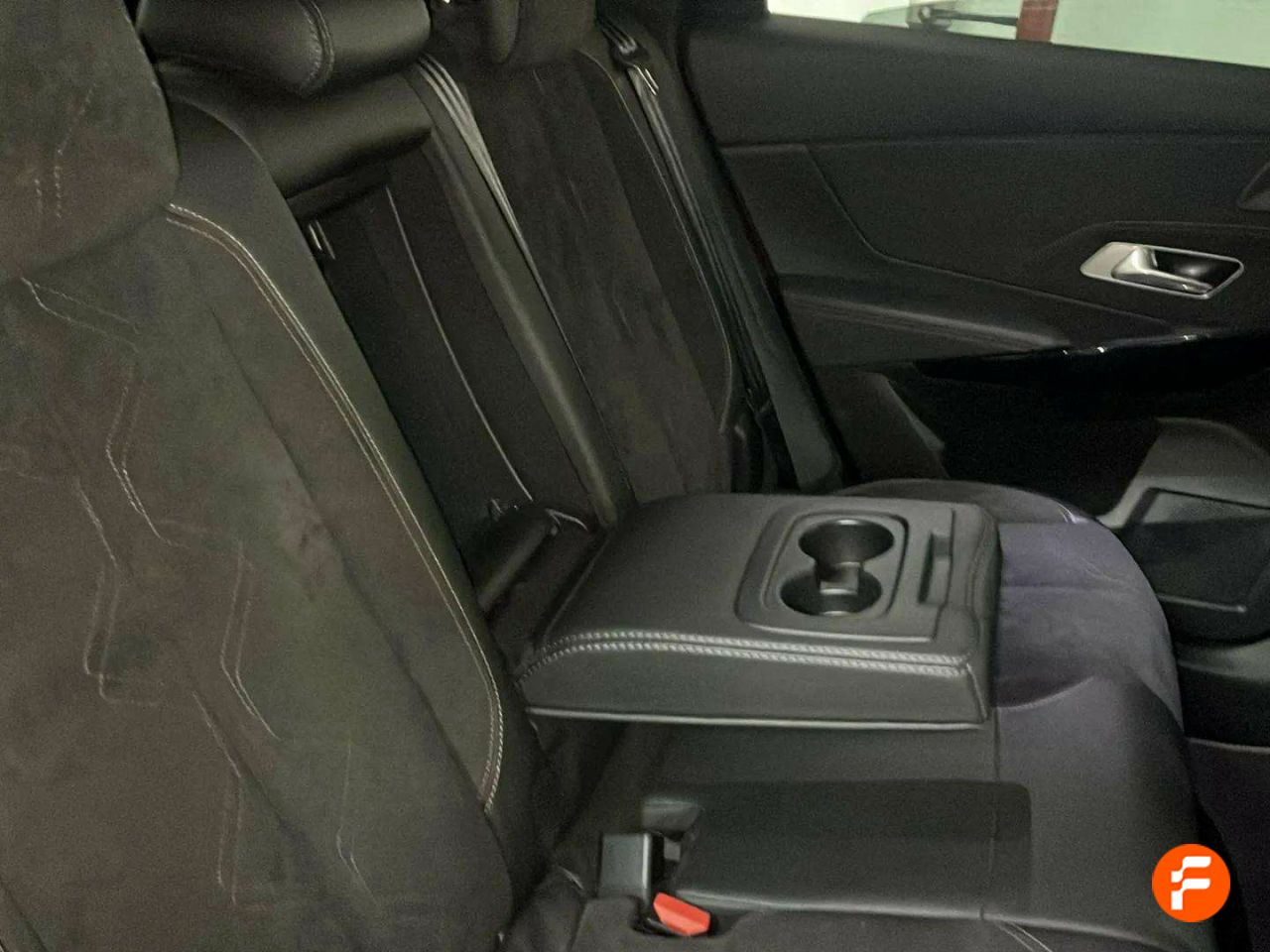 Foto DS Automobiles DS 7 22