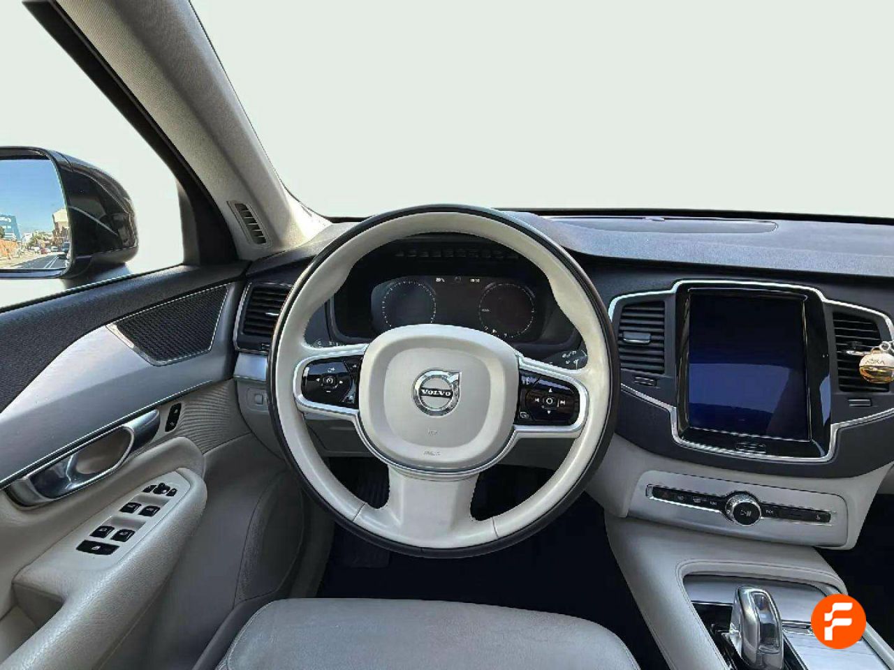 Foto Volvo XC90 11