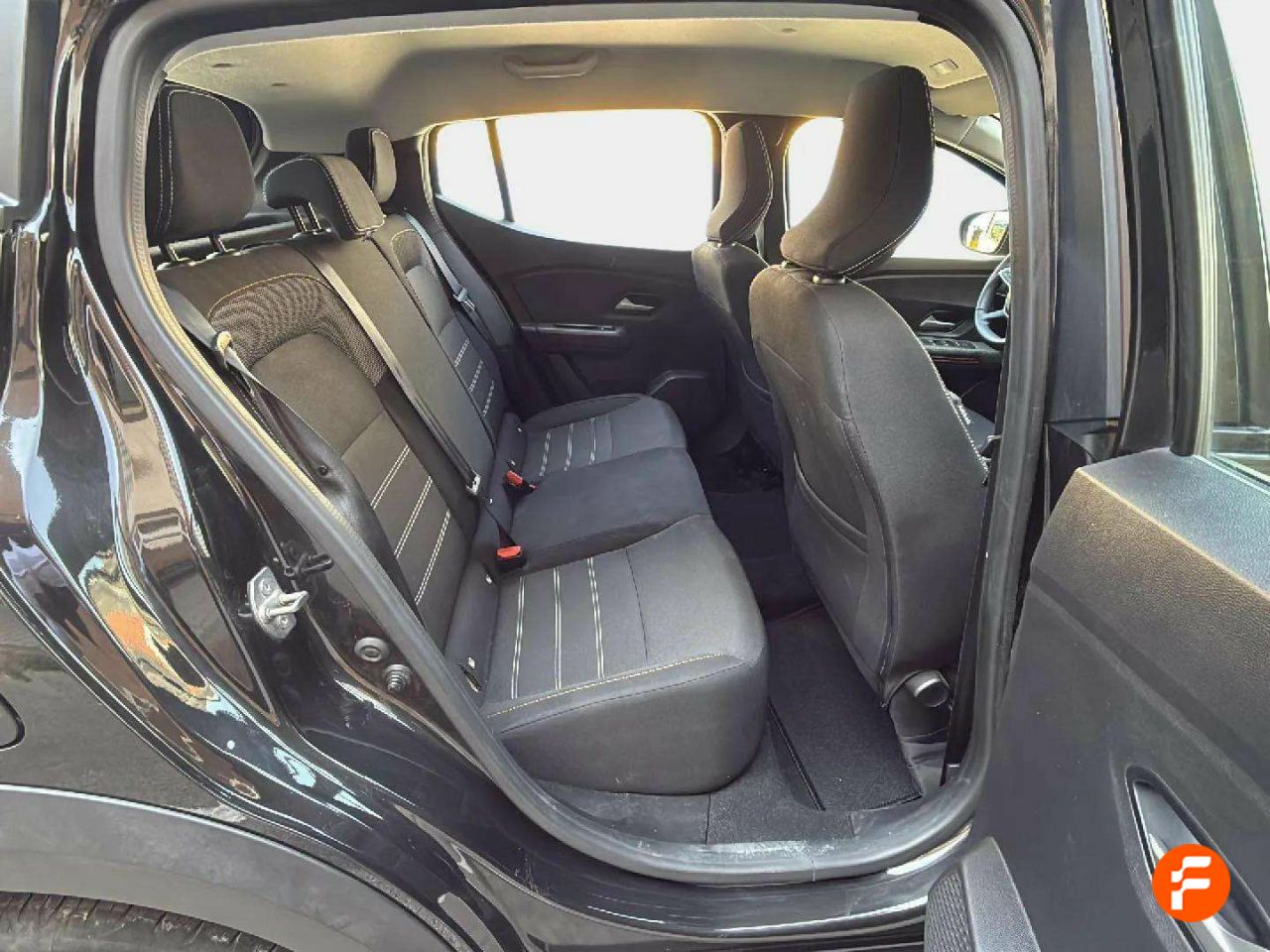 Foto Dacia Sandero 16