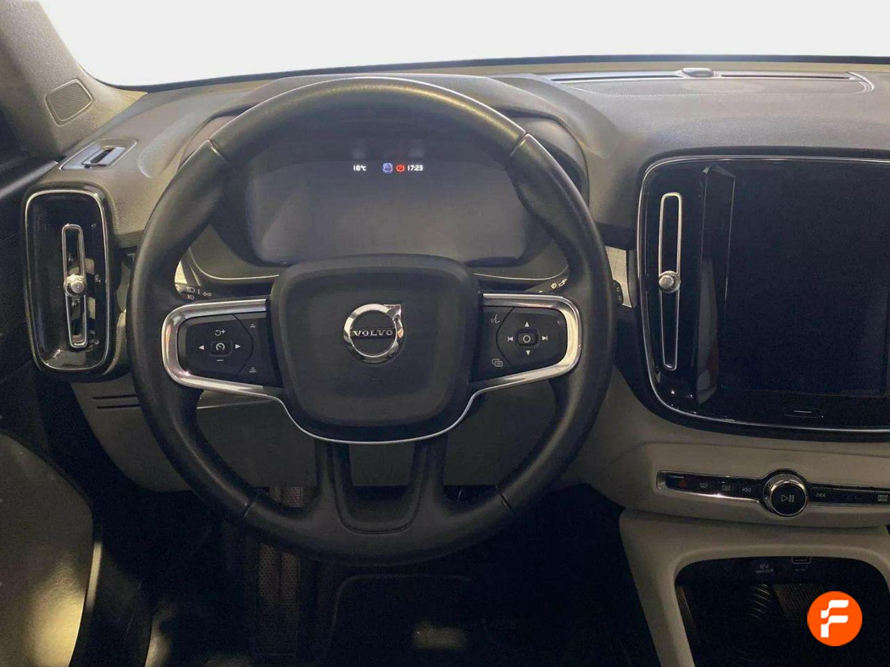 Foto Volvo XC40 11