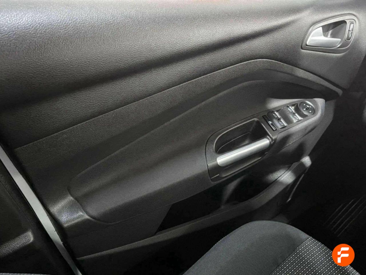 Foto Ford C-Max 16