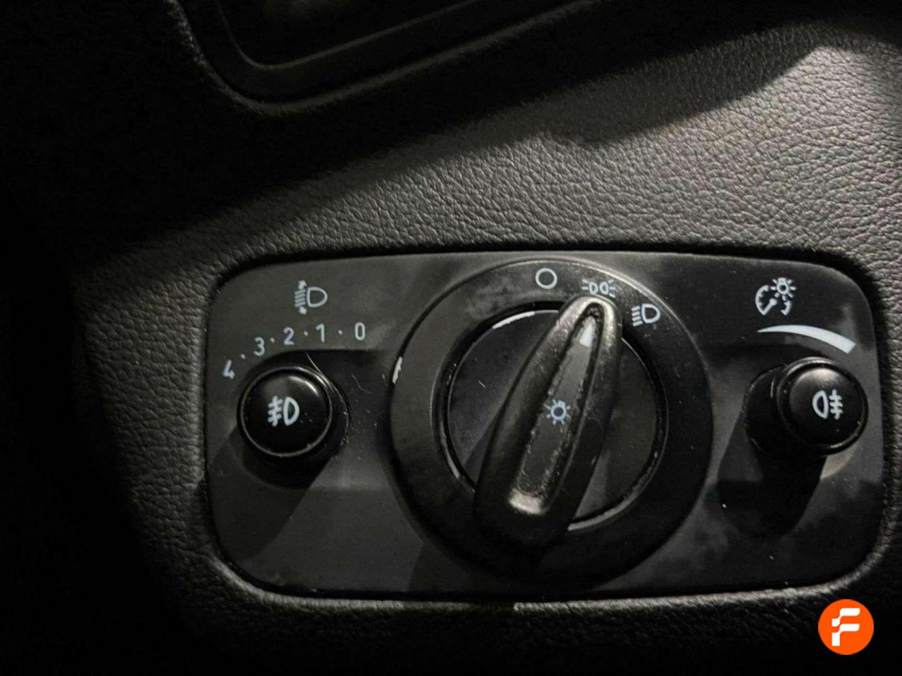 Foto Ford C-Max 17
