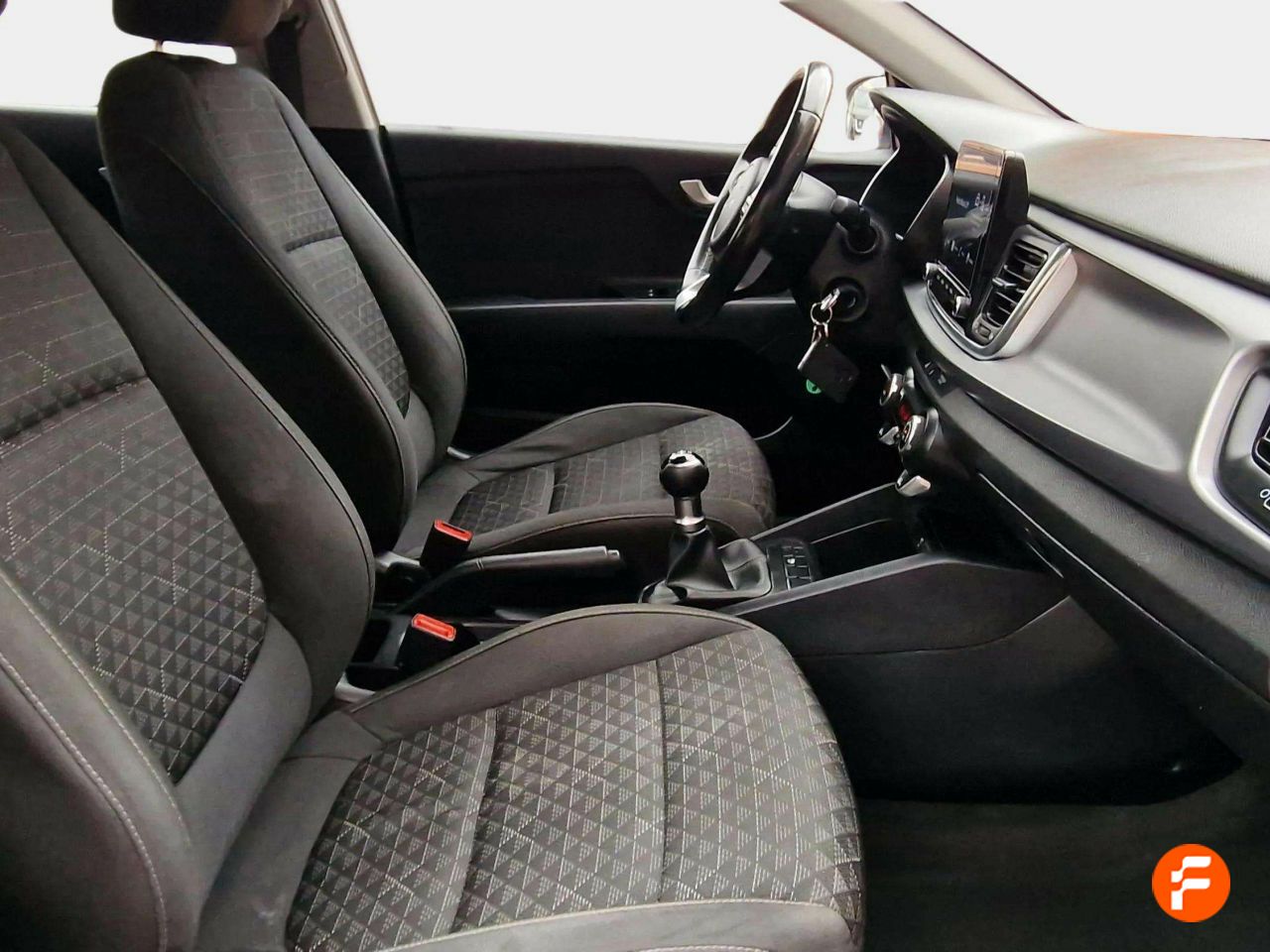Foto Kia Rio 13