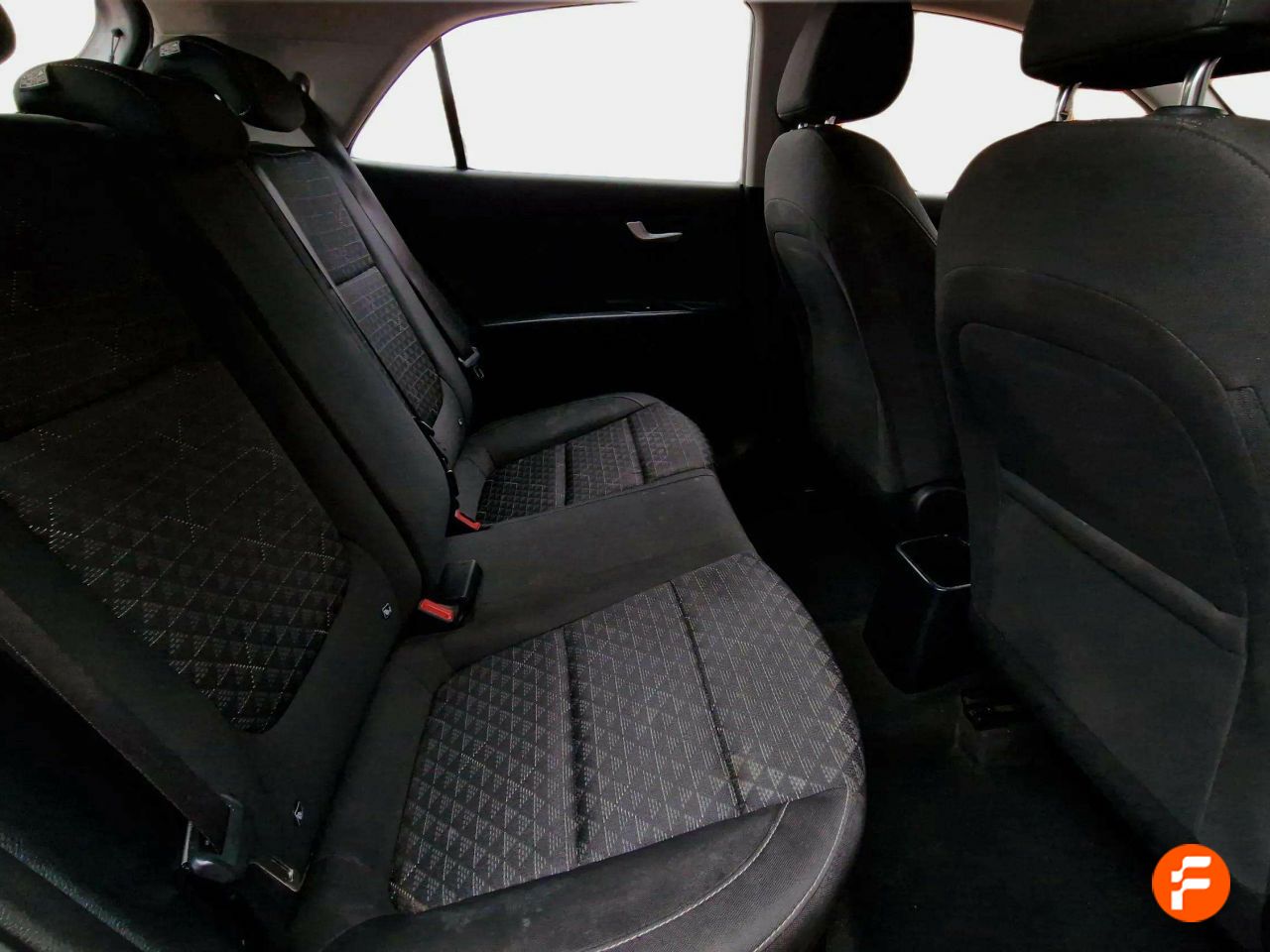 Foto Kia Rio 14