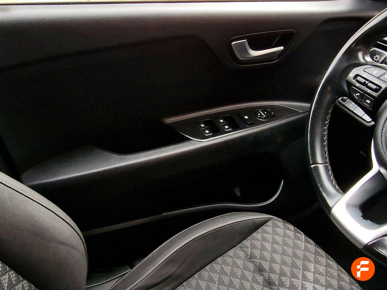 Foto Kia Rio 16