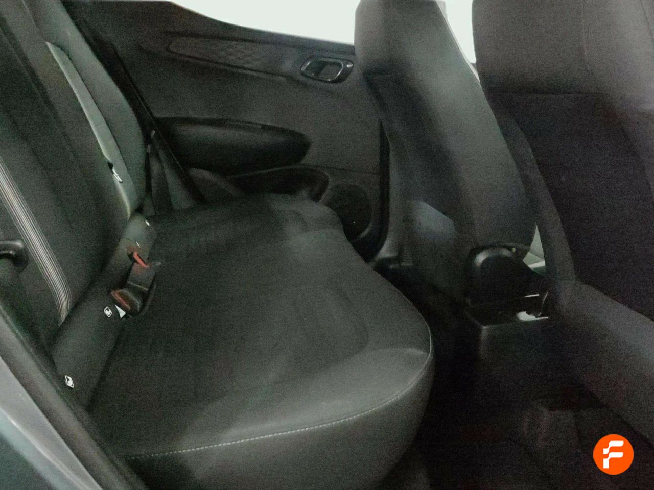 Foto Hyundai i10 14