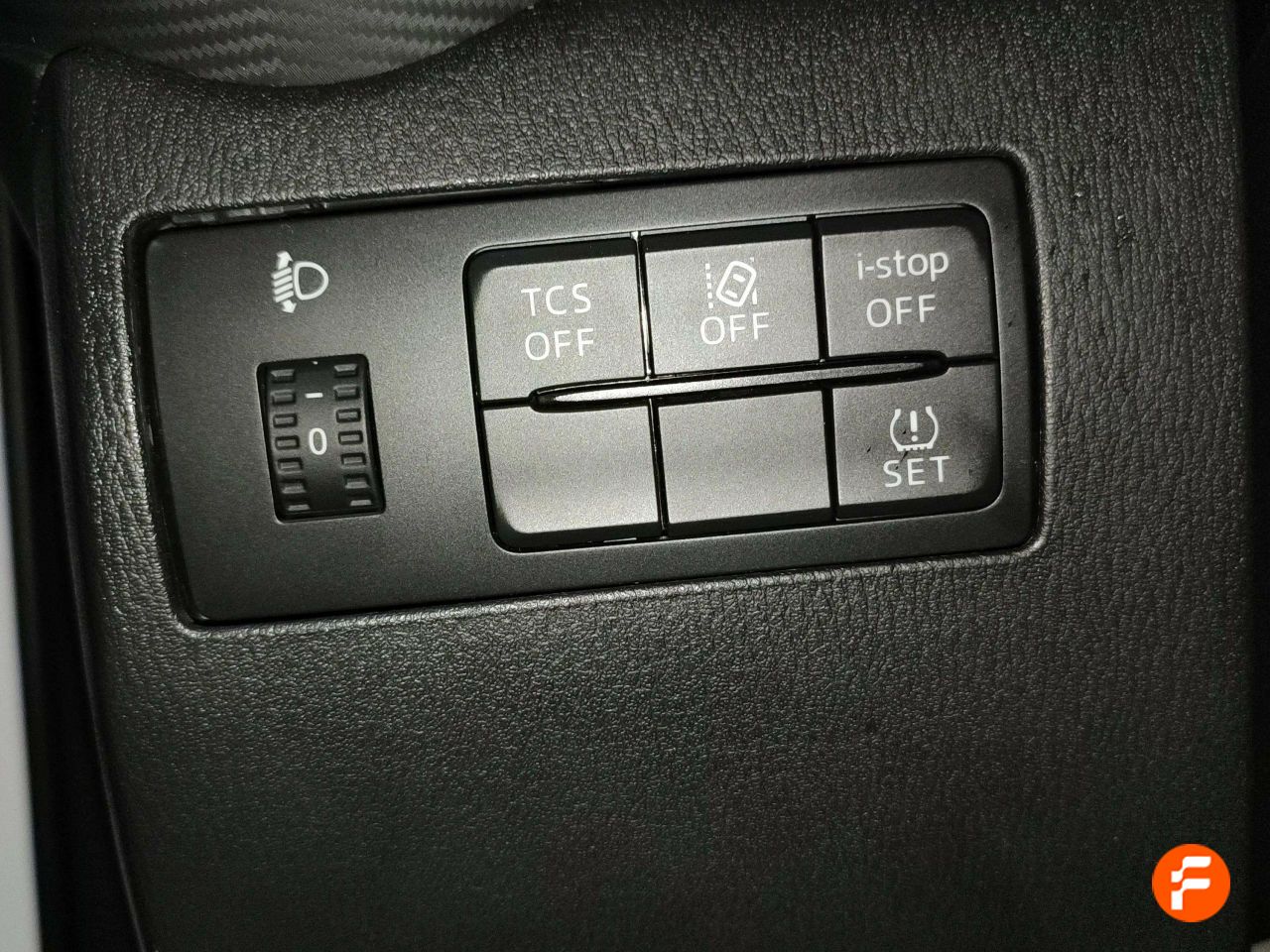 Foto Mazda CX-3 17