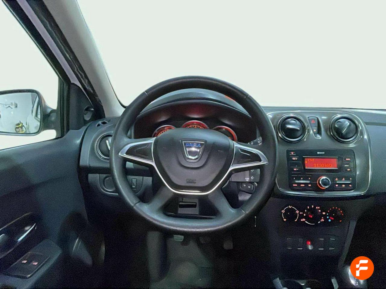 Foto Dacia Sandero 17