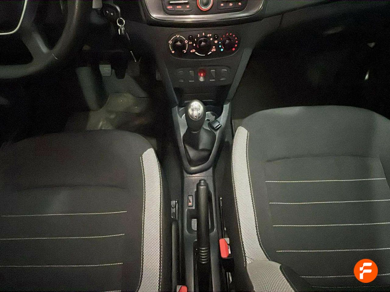 Foto Dacia Sandero 22