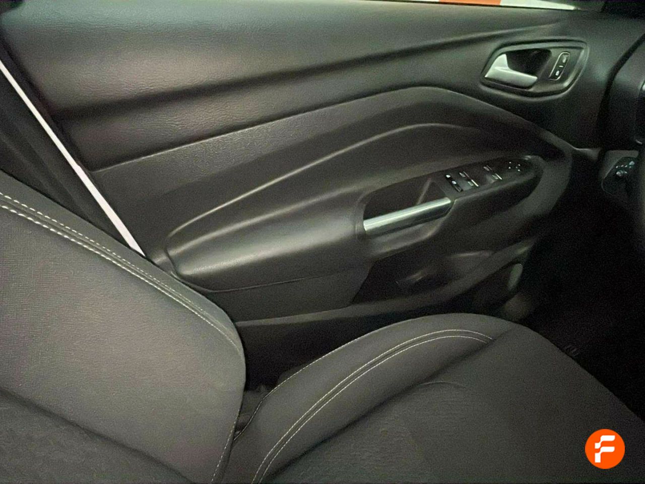 Foto Ford Kuga 16