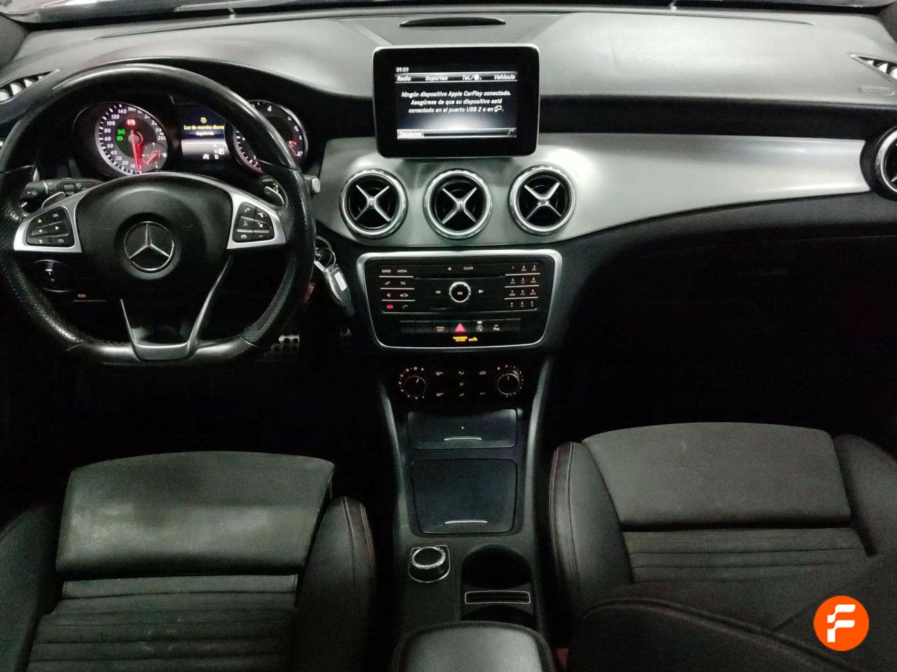 Foto Mercedes-Benz Clase GLA 24