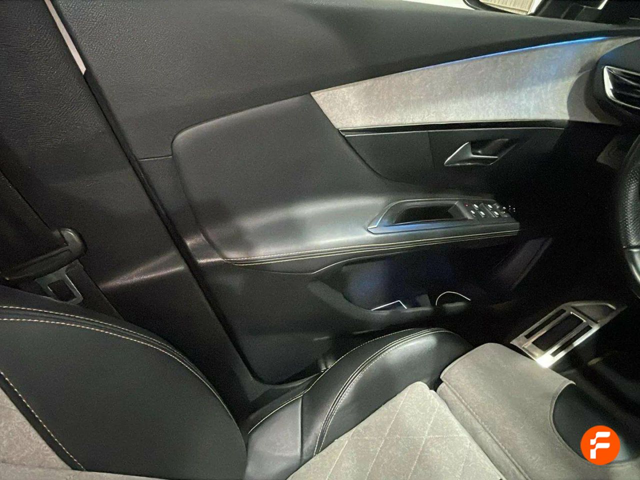 Foto Peugeot 3008 16