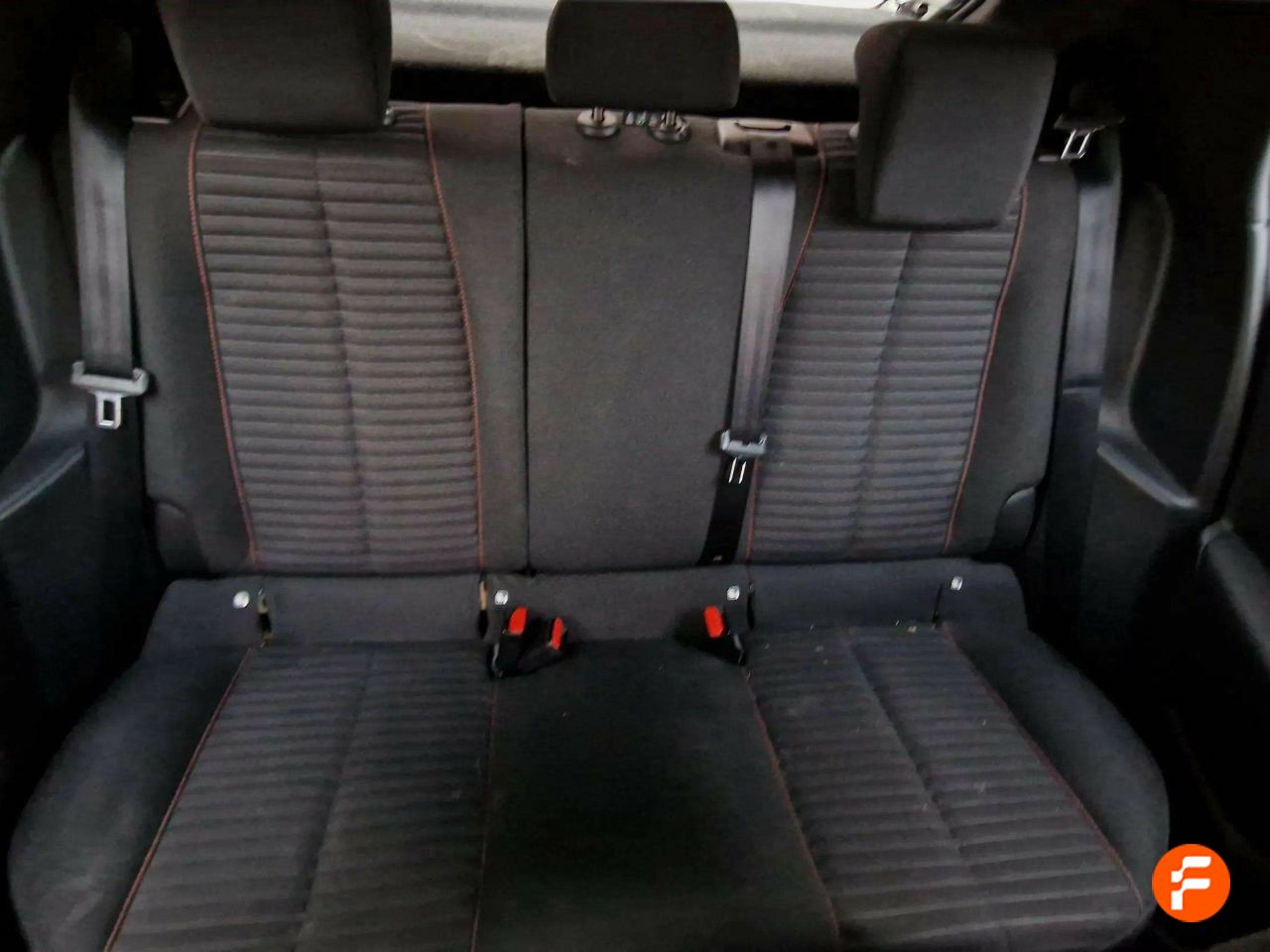 Foto Peugeot 208 15