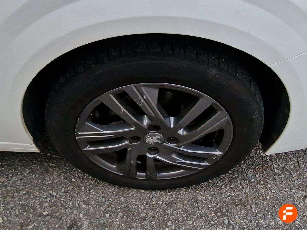 Foto Peugeot 208 25