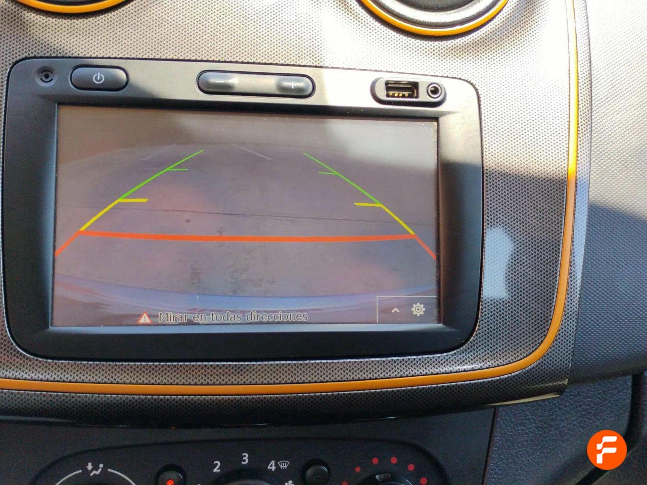 Foto Dacia Sandero 18