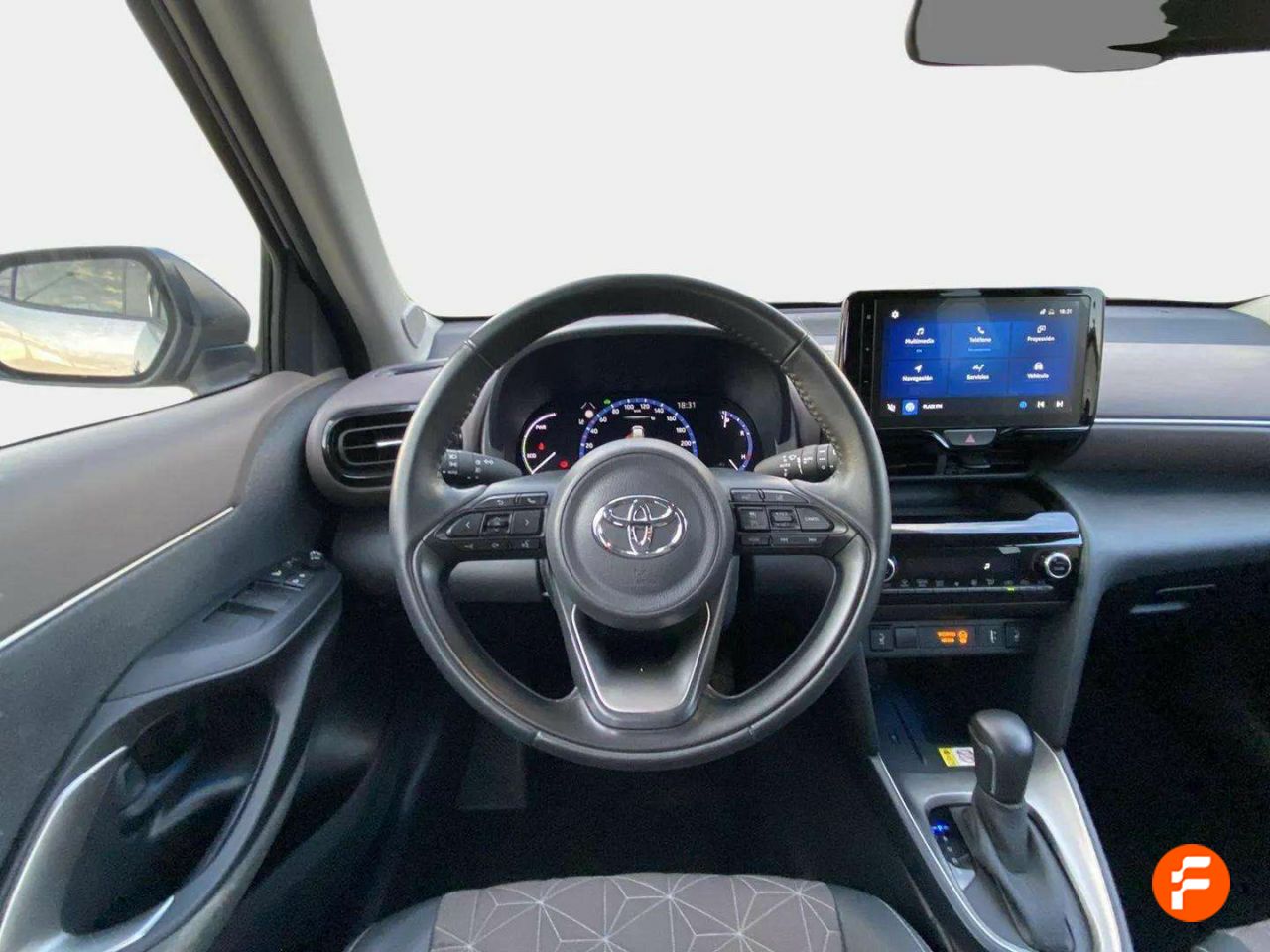 Foto Toyota Yaris 8