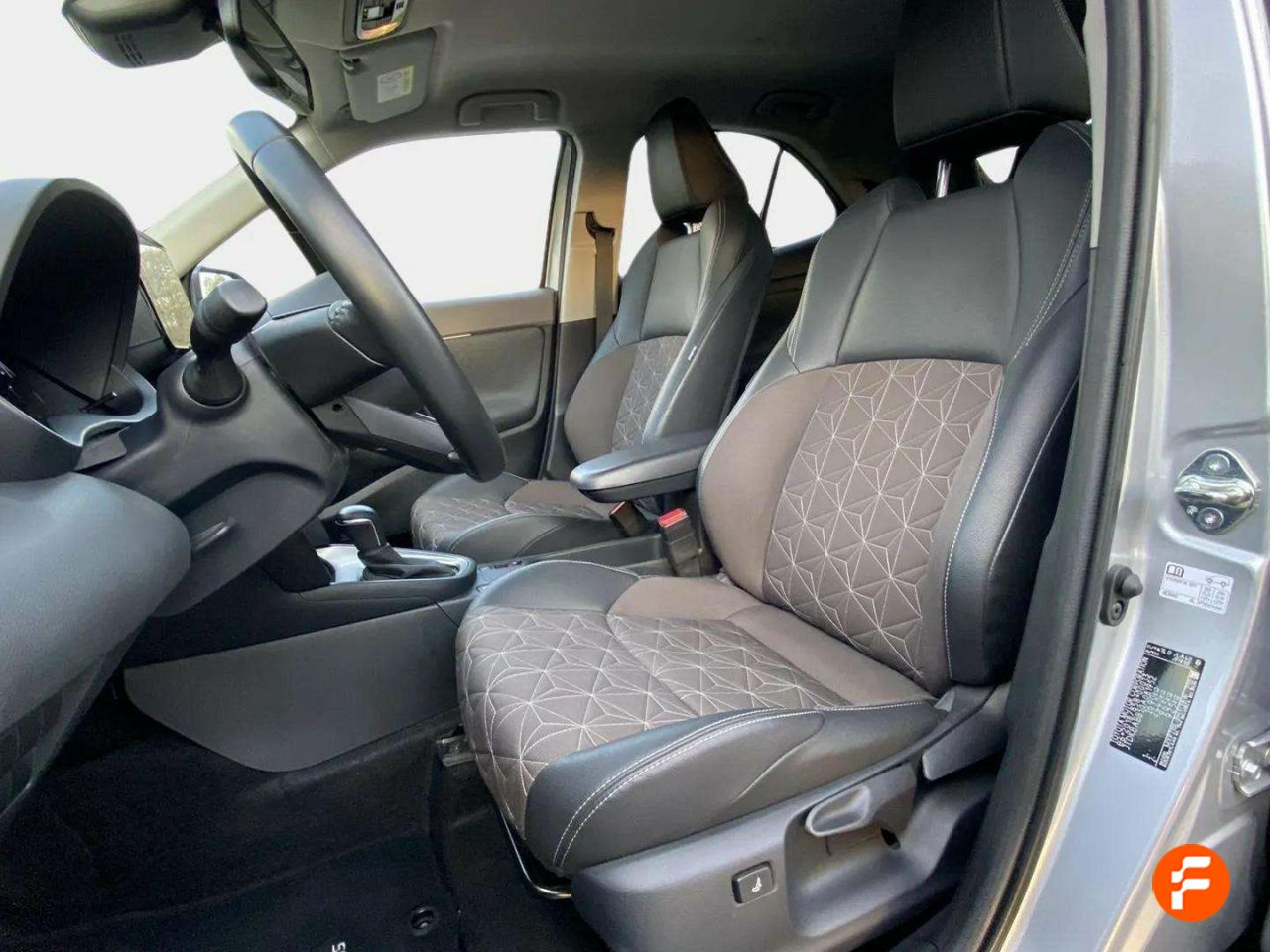 Foto Toyota Yaris 12