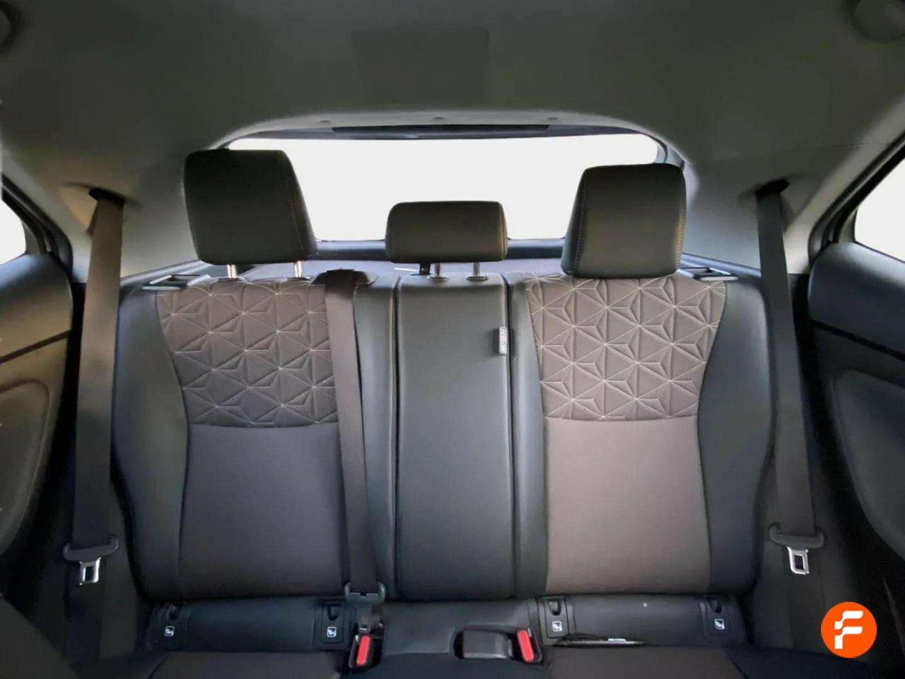 Foto Toyota Yaris 13