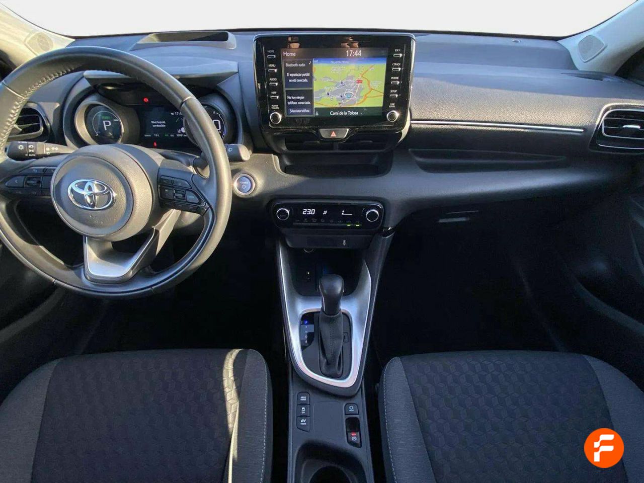 Foto Toyota Yaris 11