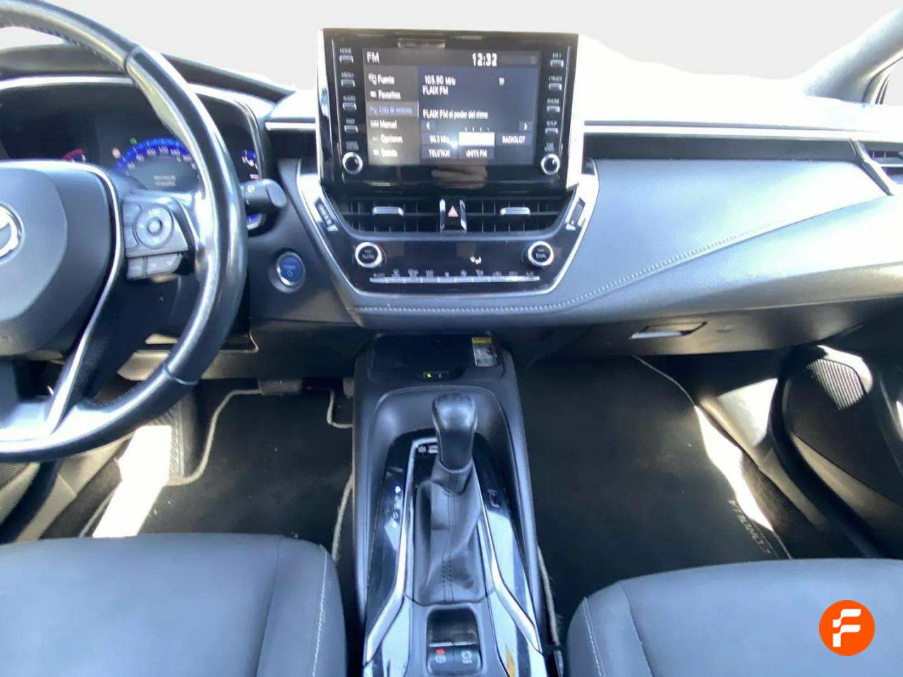 Foto Toyota Corolla 14