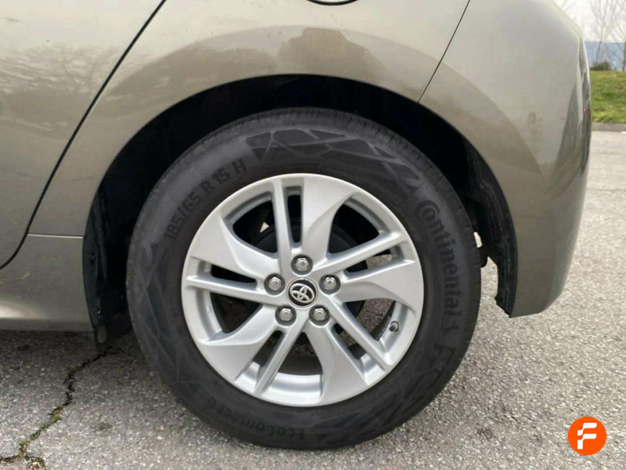 Foto Toyota Yaris 11
