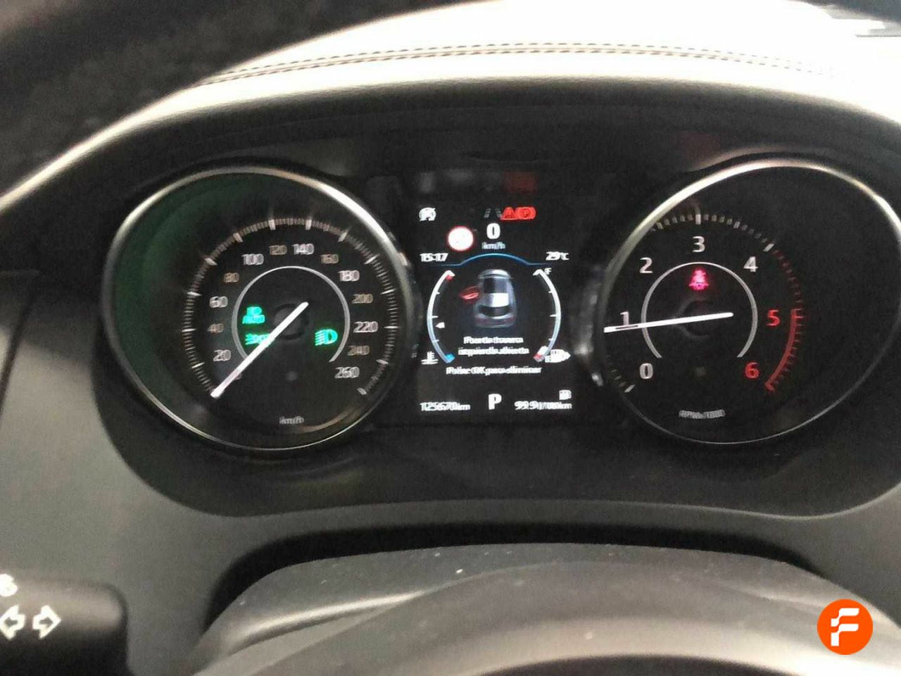 Foto Jaguar E-Pace 13