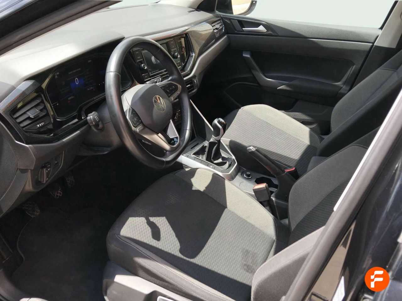 Foto Volkswagen Taigo 15