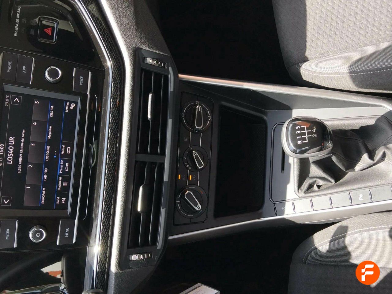 Foto Volkswagen Taigo 26
