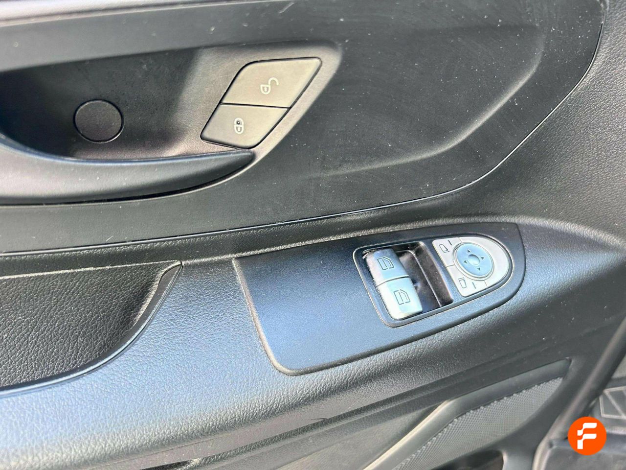 Foto Mercedes-Benz Vito 19