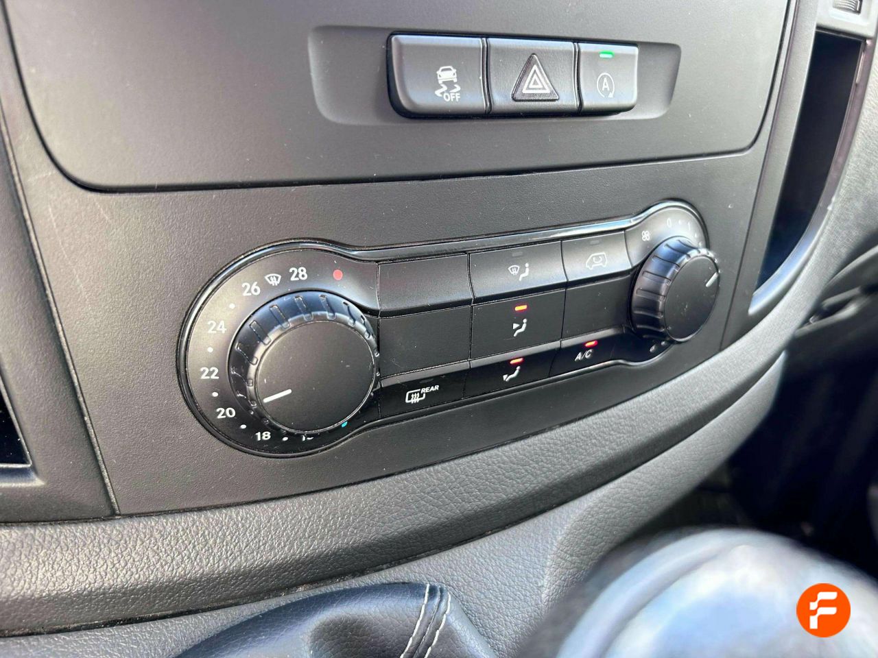 Foto Mercedes-Benz Vito 21
