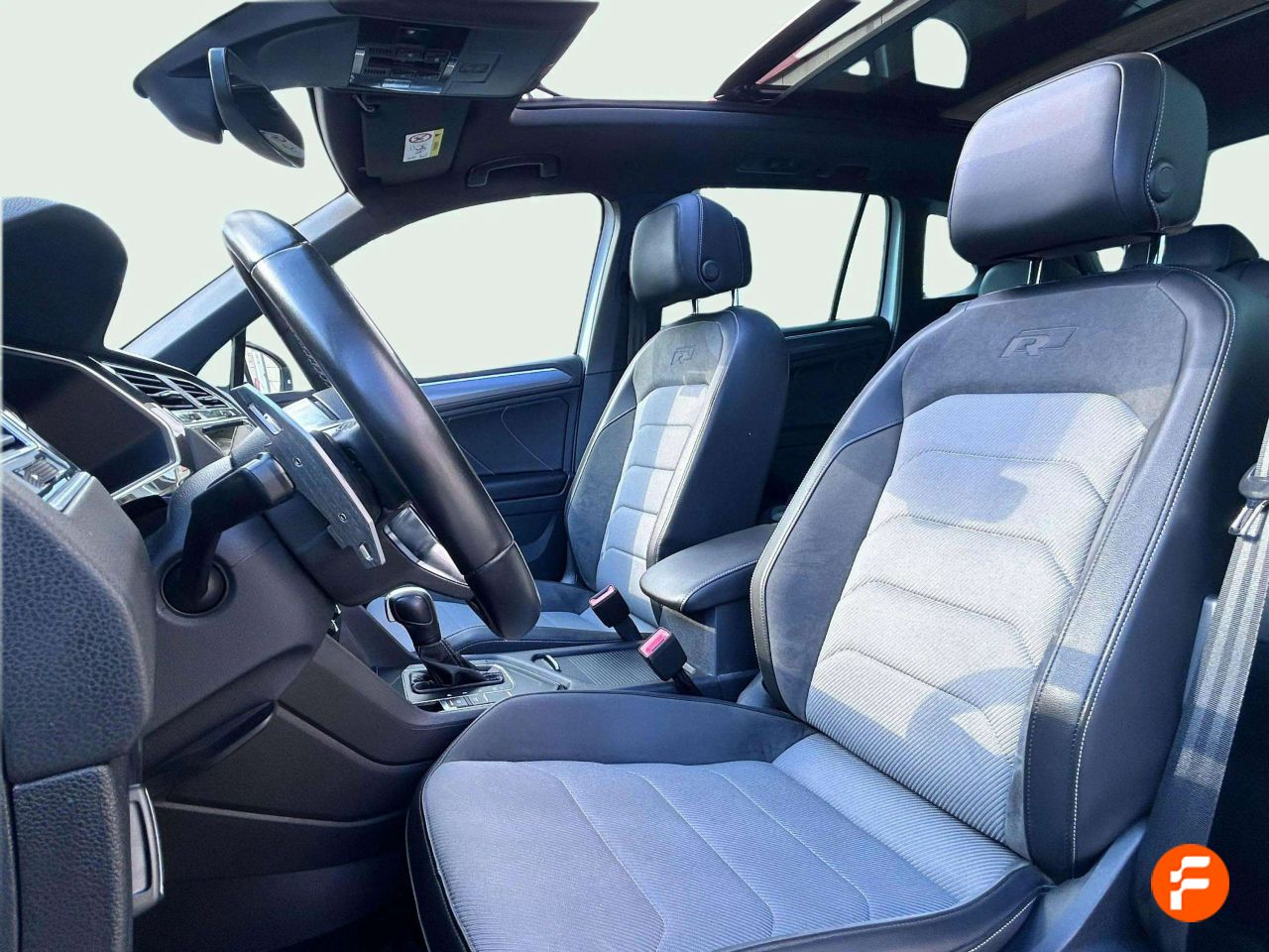 Foto Volkswagen Tiguan 14