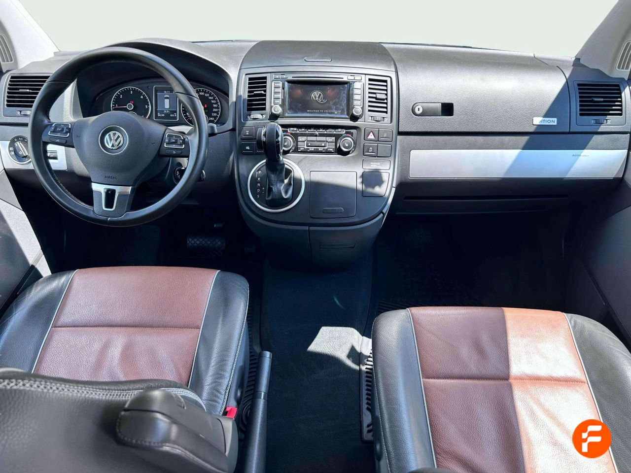 Foto Volkswagen Multivan 10