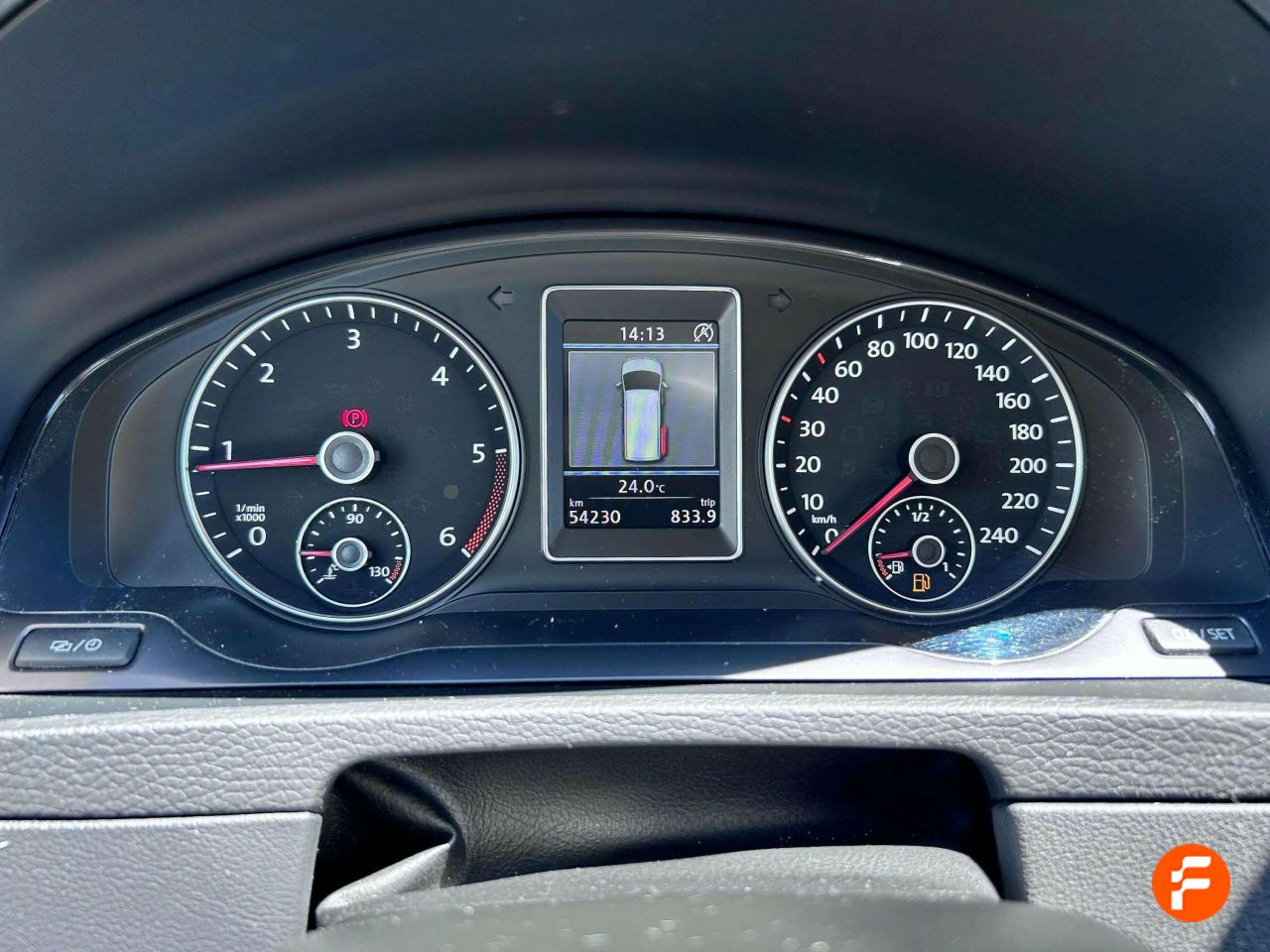 Foto Volkswagen Multivan 12