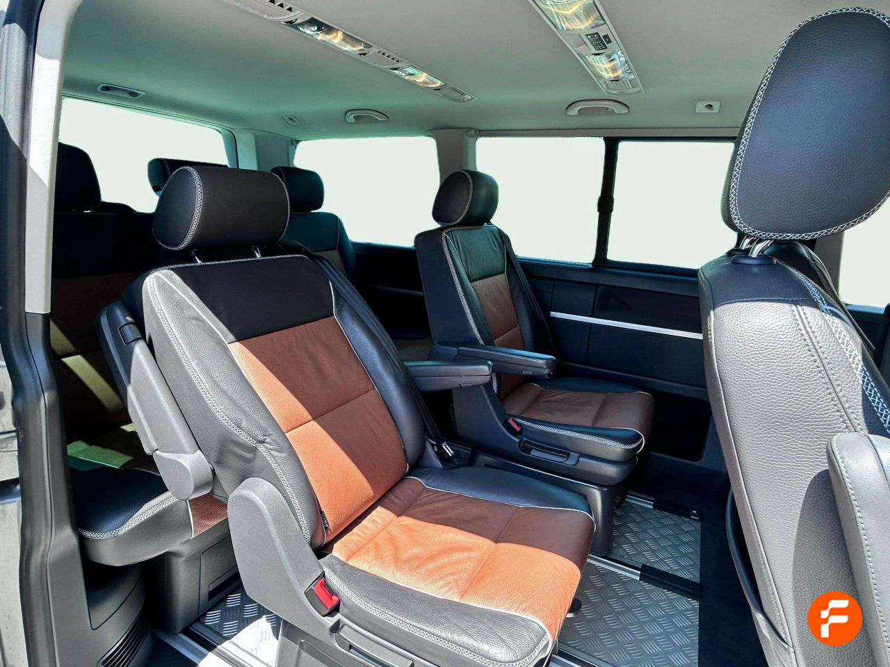 Foto Volkswagen Multivan 16