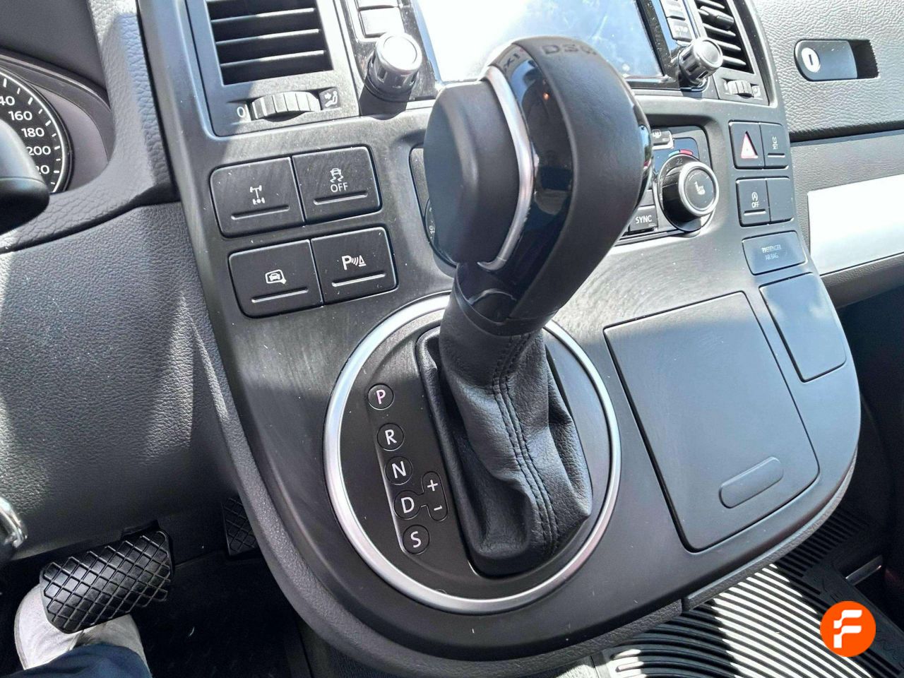 Foto Volkswagen Multivan 21