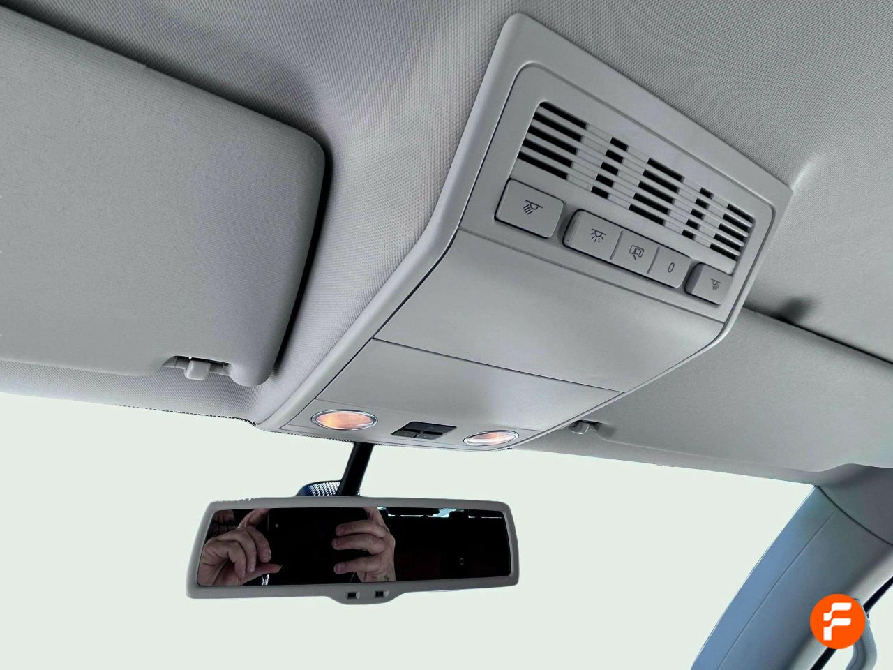 Foto Volkswagen Multivan 31